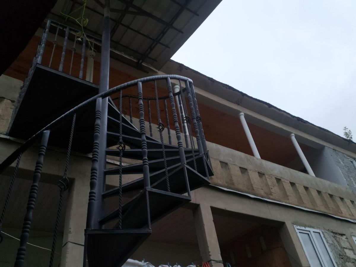 מסטיה Guest House Nene מראה חיצוני תמונה